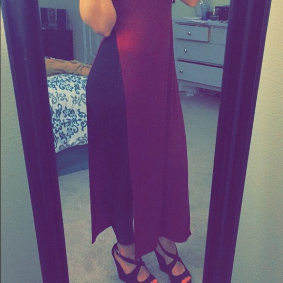 Burgundy maxi top with side slits - Picture 1 of 3